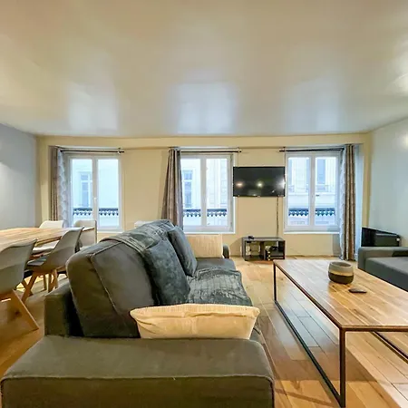 Urbanflat 89 - 3 Bedrooms Parisian