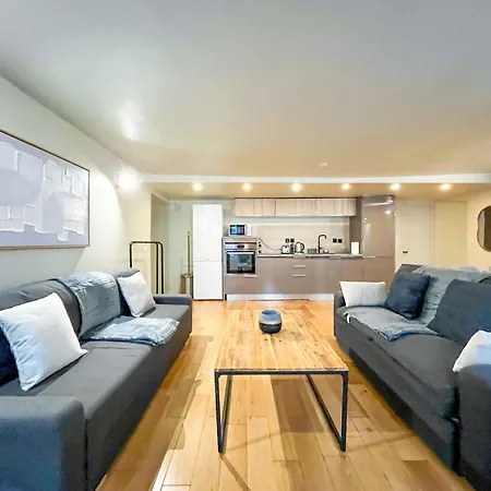 Apartment Urbanflat 89 - 3 Bedrooms Parisian *