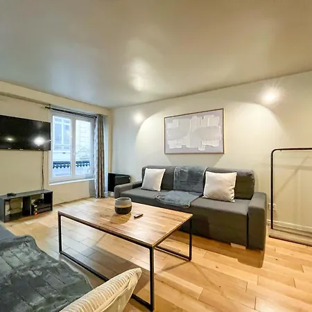 Urbanflat 89 - 3 Bedrooms Parisian Apartment