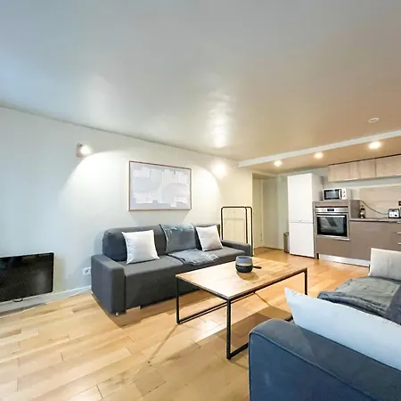Apartment Urbanflat 89 - 3 Bedrooms Parisian *