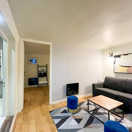 Apartment Urbanflat 89 - 3 Bedrooms Parisian