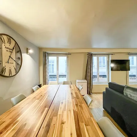 Apartment Urbanflat 89 - 3 Bedrooms Parisian